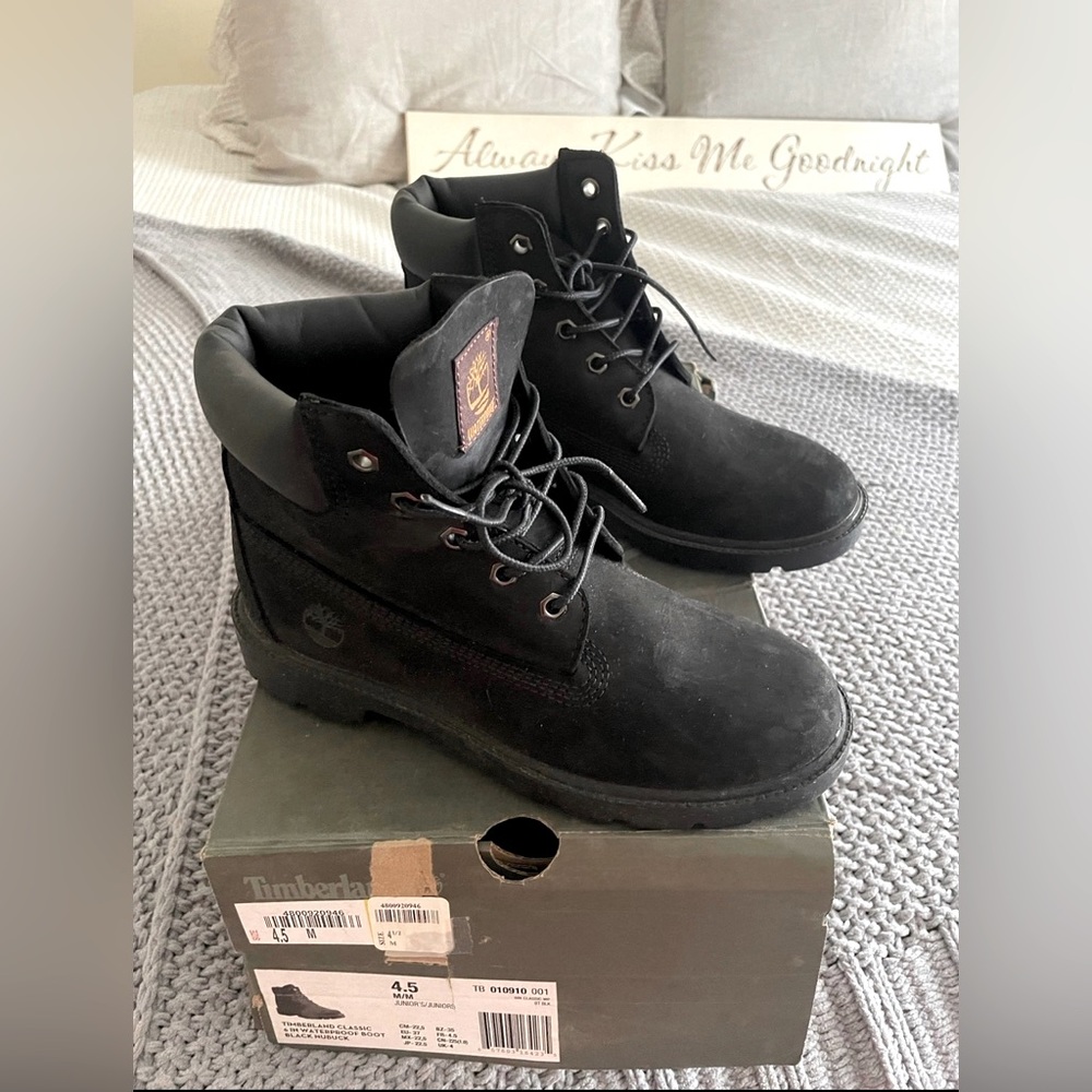 Kids blacks timberlands